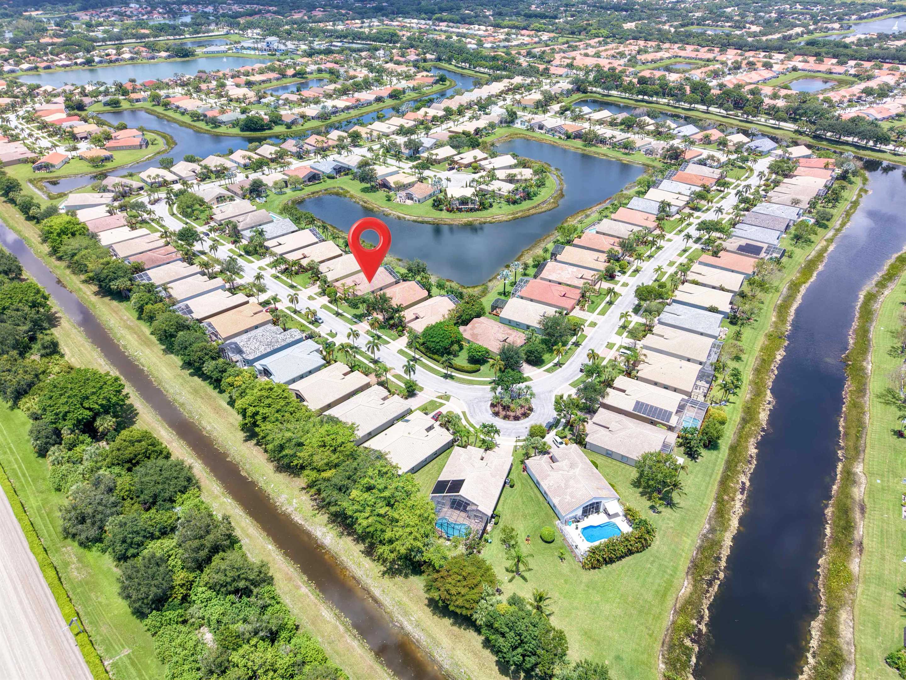 Aerial view of the Venetian Isles community
